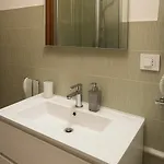 Frangipani House Luxury Huge Center With Lift קליארי