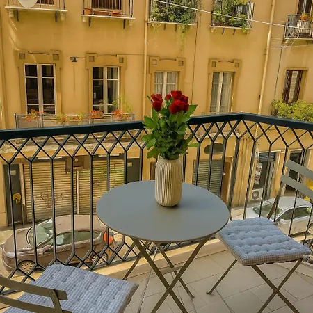 Daire Frangipani House Luxury Huge Center With Lift Cagliari